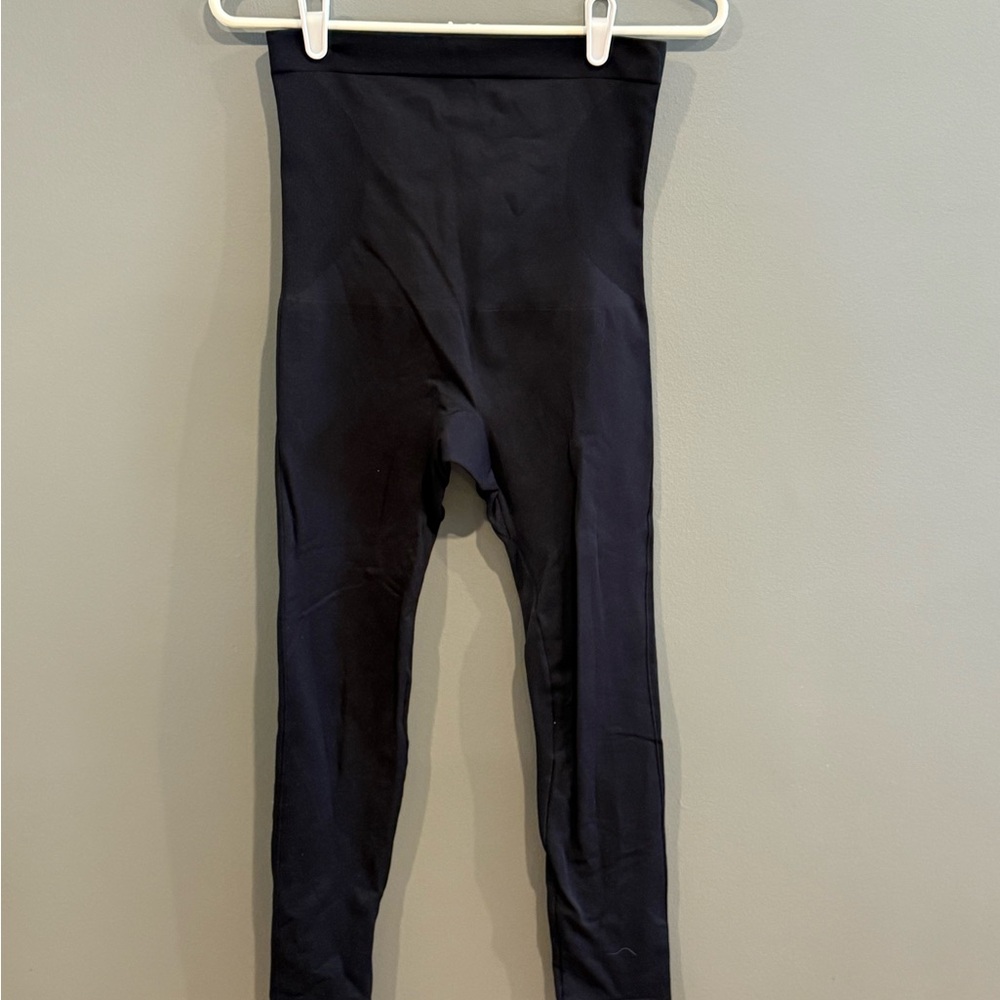 *GENTLY WORN/LIKE NEW* Shapermint Essentials Sz M High Waisted Shaping Leggings